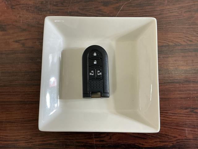 タントＸリミテッドＳＡIII　ワンオーナー　ナビ　パノラマモニターワンオーナー　ナビ　パノラマモニター　ドライブレコーダー　ＥＴＣ　両側電動スライドドア　リアコーナーセンサー　運転席シートヒーター　オートマチックハイビーム　ＵＳＢ接続　ＣＤ／ＤＶＤ再生　ＨＤＭＩ（京都府）の中古車