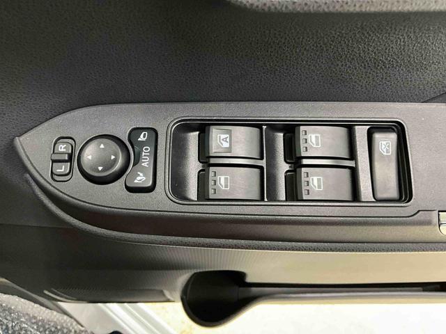 タントカスタムＲＳ　ディスプレイオーディオ　バックカメラ　ＥＴＣスマートアシスト　ターボ　ディスプレイオーディオ　ＥＴＣ　アダプティブクルーズコントロール　フルセグチューナー　ブルートゥース対応　プッシュボタンエンジンスタート　両側リヤパワースライドドア　ＡＢＳ（京都府）の中古車