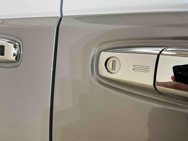 ムーヴキャンバスストライプスＧバックカメラ対応　ＬＥＤヘッドランプ　プッシュボタンスタート　キーフリーシステム　アイドリングストップ　オートエアコン　シートヒーター　ベンチシート　オートライト　両側電動スライドドア　ＡＢＳ（京都府）の中古車