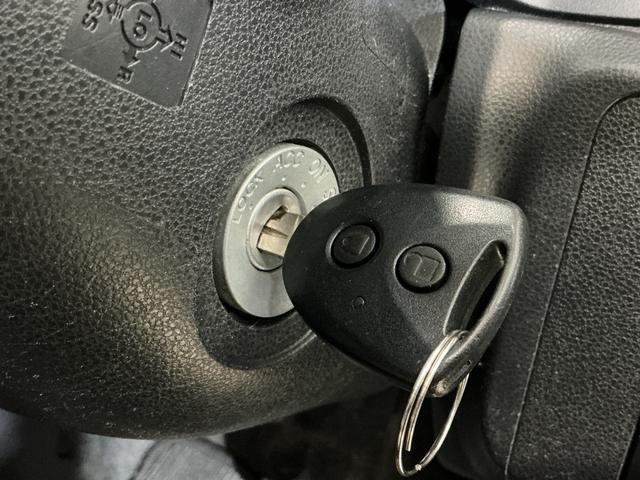 ミライースＬ　ＳＡIII　ＣＤオーディオ　リアコーナーセンサーワンオーナー　ＣＤオーディオ　コーナーセンサー　オートマチックハイビーム　ドアバイザー　キーレスエントリー　アイドリングストップ　スマアシ　横滑り防止装置　盗難防止装置　ヘッドライトレべライザー（京都府）の中古車