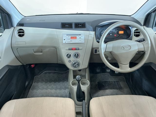 ミラＸスペシャル　ワンオーナー　５速ＭＴ車　ＣＤオーディオワンオーナー　５速ＭＴ車　ＣＤオーディオ　ＨＩＤヘッドライト　キーレスエントリー　ドアバイザー　ヘッドライトレべライザー　マニュアルエアコン　１２Ｖ電源ソケット　１３インチ社外アルミホイール（京都府）の中古車