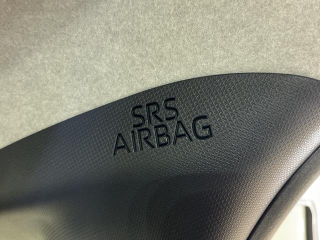 ムーヴキャンバスストライプスＧ　届出済み未使用車　４ＷＤ　バックカメラ届出済み未使用車　４ＷＤ　バックカメラ　両側電動スライドドア　前後コーナーセンサー　シートヒーター　電子パーキング　オートマチックハイビーム　オートブレーキホールド　ホッとカップホルダー　ＵＳＢ（京都府）の中古車