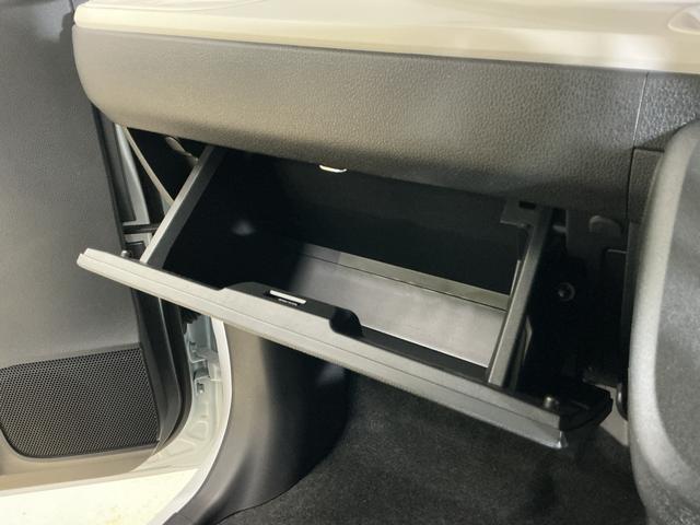 ムーヴキャンバスストライプスＧ　届出済み未使用車　４ＷＤ　バックカメラ届出済み未使用車　４ＷＤ　バックカメラ　両側電動スライドドア　前後コーナーセンサー　シートヒーター　電子パーキング　オートマチックハイビーム　オートブレーキホールド　ホッとカップホルダー　ＵＳＢ（京都府）の中古車