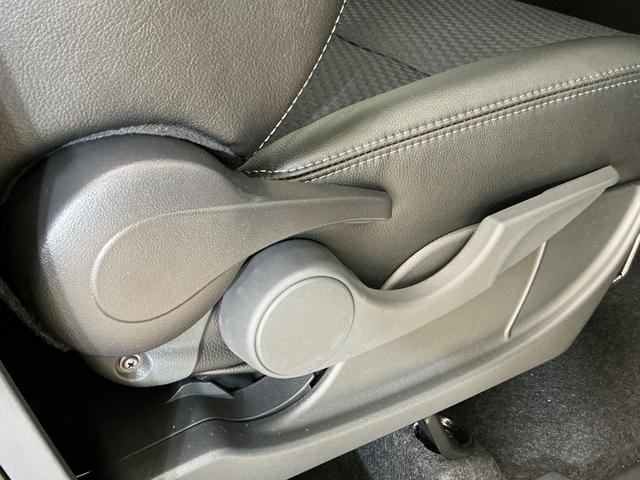 タントカスタムＲＳ　届出済み未使用車　ターボ　バックカメラ届出済み未使用車　ターボ　バックカメラ　両側電動スライドドア　前後コーナーセンサー　前席シートヒーター　電子パーキング　オートマチックハイビーム　オートブレーキホールド　１５インチ純正アルミホイール（京都府）の中古車