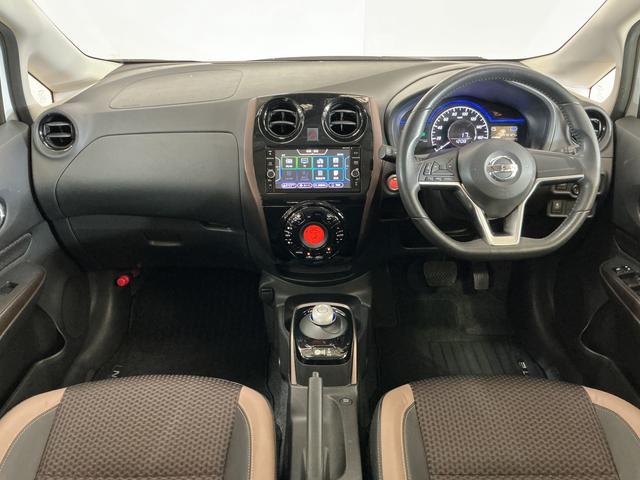 ノートｅ−パワー　メダリスト　ナビ　バックカメラ　ＥＴＣ純正ナビ　ＥＴＣ　社外ドライブレコーダー　プッシュボタンエンジンスタート　ＬＥＤヘッドライト　フルセグチューナー　ブルートゥース対応　アルミホイール　バックカメラ　オートライト　オートエアコン　ＡＢＳ（京都府）の中古車