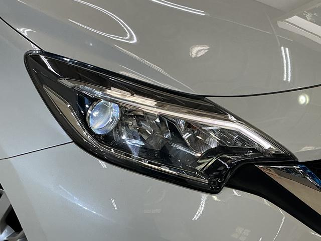 ノートｅ−パワー　メダリスト　ナビ　バックカメラ　ＥＴＣ純正ナビ　ＥＴＣ　社外ドライブレコーダー　プッシュボタンエンジンスタート　ＬＥＤヘッドライト　フルセグチューナー　ブルートゥース対応　アルミホイール　バックカメラ　オートライト　オートエアコン　ＡＢＳ（京都府）の中古車