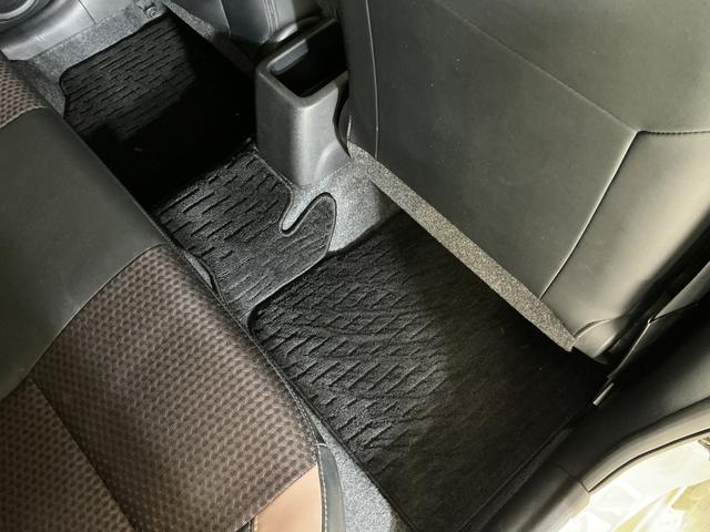 ノートｅ−パワー　メダリスト　ナビ　バックカメラ　ＥＴＣ純正ナビ　ＥＴＣ　社外ドライブレコーダー　プッシュボタンエンジンスタート　ＬＥＤヘッドライト　フルセグチューナー　ブルートゥース対応　アルミホイール　バックカメラ　オートライト　オートエアコン　ＡＢＳ（京都府）の中古車