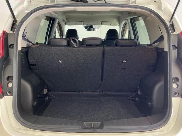 ノートｅ−パワー　メダリスト　ナビ　バックカメラ　ＥＴＣ純正ナビ　ＥＴＣ　社外ドライブレコーダー　プッシュボタンエンジンスタート　ＬＥＤヘッドライト　フルセグチューナー　ブルートゥース対応　アルミホイール　バックカメラ　オートライト　オートエアコン　ＡＢＳ（京都府）の中古車