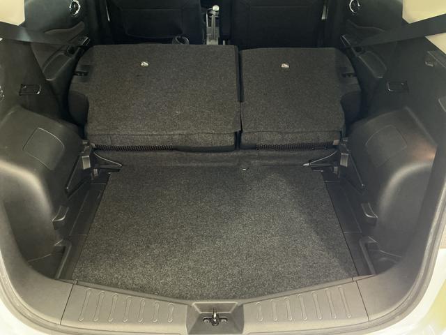 ノートｅ−パワー　メダリスト　ナビ　バックカメラ　ＥＴＣ純正ナビ　ＥＴＣ　社外ドライブレコーダー　プッシュボタンエンジンスタート　ＬＥＤヘッドライト　フルセグチューナー　ブルートゥース対応　アルミホイール　バックカメラ　オートライト　オートエアコン　ＡＢＳ（京都府）の中古車