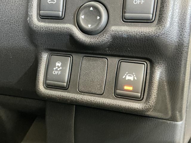 ノートｅ−パワー　メダリスト　ナビ　バックカメラ　ＥＴＣ純正ナビ　ＥＴＣ　社外ドライブレコーダー　プッシュボタンエンジンスタート　ＬＥＤヘッドライト　フルセグチューナー　ブルートゥース対応　アルミホイール　バックカメラ　オートライト　オートエアコン　ＡＢＳ（京都府）の中古車