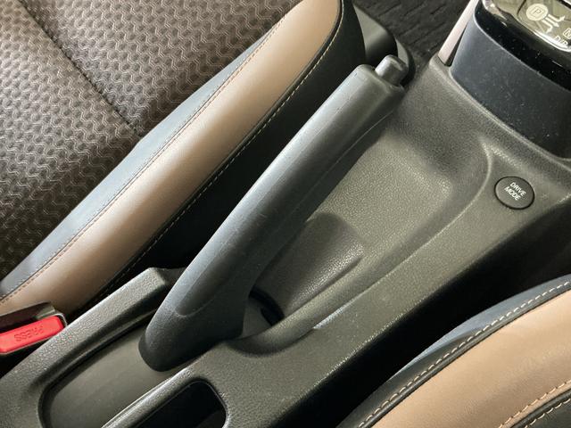 ノートｅ−パワー　メダリスト　ナビ　バックカメラ　ＥＴＣ純正ナビ　ＥＴＣ　社外ドライブレコーダー　プッシュボタンエンジンスタート　ＬＥＤヘッドライト　フルセグチューナー　ブルートゥース対応　アルミホイール　バックカメラ　オートライト　オートエアコン　ＡＢＳ（京都府）の中古車