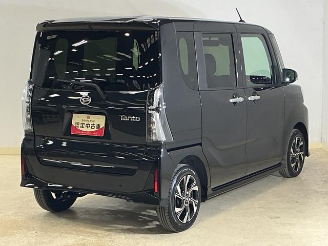 タントカスタムＸ　届出済未使用車　パノラマモニター　２ＷＤ　ＣＶＴ届出済未使用車　パノラマモニター　両側リヤパワースライドドア　プッシュボタンエンジンスタート　ＬＥＤヘッドライト　コーナーセンサー　オートエアコン　オートライト　シートヒーター　アルミホイール　ＡＢＳ（京都府）の中古車