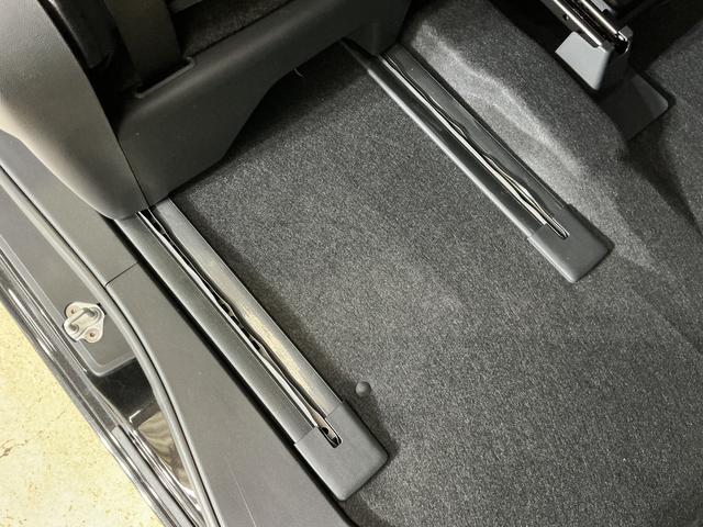 タントカスタムＸ　届出済未使用車　パノラマモニター　２ＷＤ　ＣＶＴ届出済未使用車　パノラマモニター　両側リヤパワースライドドア　プッシュボタンエンジンスタート　ＬＥＤヘッドライト　コーナーセンサー　オートエアコン　オートライト　シートヒーター　アルミホイール　ＡＢＳ（京都府）の中古車