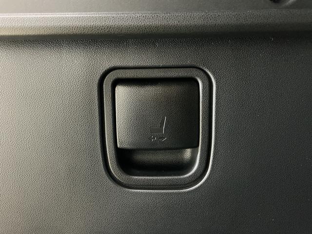 タントカスタムＸ　届出済未使用車　パノラマモニター　２ＷＤ　ＣＶＴ届出済未使用車　パノラマモニター　両側リヤパワースライドドア　プッシュボタンエンジンスタート　ＬＥＤヘッドライト　コーナーセンサー　オートエアコン　オートライト　シートヒーター　アルミホイール　ＡＢＳ（京都府）の中古車