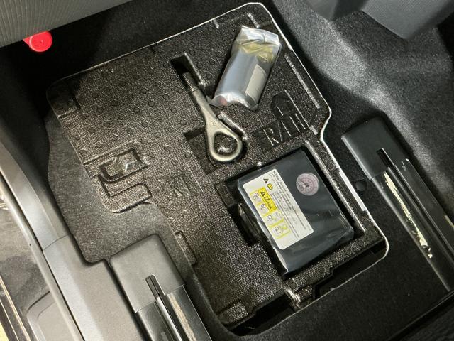 タントカスタムＸ　届出済未使用車　パノラマモニター　２ＷＤ　ＣＶＴ届出済未使用車　パノラマモニター　両側リヤパワースライドドア　プッシュボタンエンジンスタート　ＬＥＤヘッドライト　コーナーセンサー　オートエアコン　オートライト　シートヒーター　アルミホイール　ＡＢＳ（京都府）の中古車