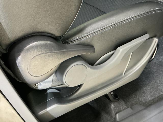 タントカスタムＸ　届出済未使用車　パノラマモニター　２ＷＤ　ＣＶＴ届出済未使用車　パノラマモニター　両側リヤパワースライドドア　プッシュボタンエンジンスタート　ＬＥＤヘッドライト　コーナーセンサー　オートエアコン　オートライト　シートヒーター　アルミホイール　ＡＢＳ（京都府）の中古車