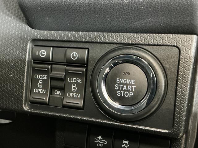 タントカスタムＸ　届出済未使用車　パノラマモニター　２ＷＤ　ＣＶＴ届出済未使用車　パノラマモニター　両側リヤパワースライドドア　プッシュボタンエンジンスタート　ＬＥＤヘッドライト　コーナーセンサー　オートエアコン　オートライト　シートヒーター　アルミホイール　ＡＢＳ（京都府）の中古車