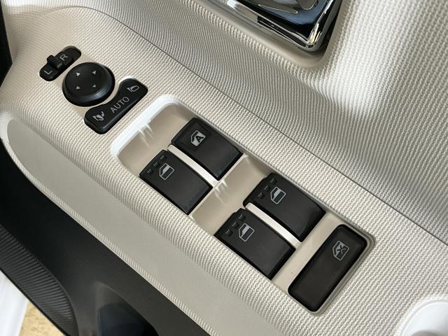 ムーヴキャンバスストライプスＧターボ　デモカー　バックカメラ　両側電動デモカー　バックカメラ　両側電動スライドドア　アダプティブクルーズコントロール　前後コーナーセンサー　前席シートヒーター　電子パーキング　オートブレーキホールド　オートマチックハイビーム　スマアシ（京都府）の中古車