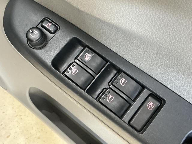 ミライースＸ　ナビ　前後ドライブレコーダー　ＥＴＣ　ワンセグＴＶナビ　前後ドライブレコーダー　ＥＴＣ　ワンセグＴＶ　ドアバイザー　キーレスエントリー　スペアキー有り　アイドリングストップ　盗難防止装置　電動格納ミラー　ヘッドライトレべライザー　マニュアルエアコン（京都府）の中古車