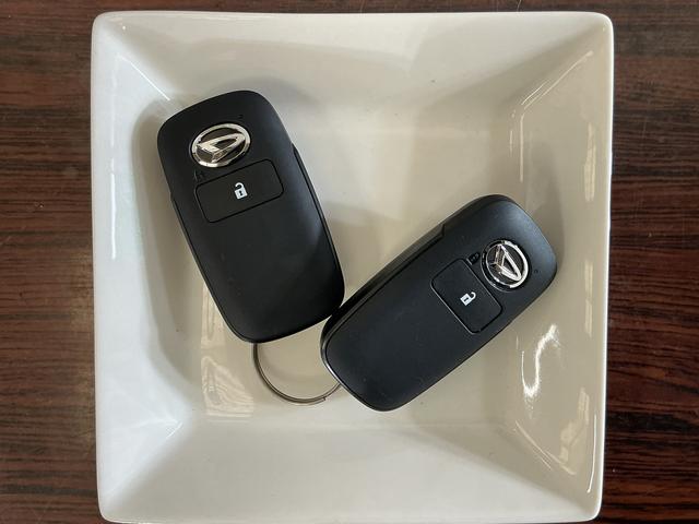 タフトGターボ 届出済み未使用車 バックカメラ クルコン USB届出済み未使用車 バックカメラ アダプティブクルーズコントロール 前後コーナーセンサー 前席シートヒーター スカイフィールトップ 電子パーキング オートマチックハイビーム オートブレーキホールド(京都府)の中古車