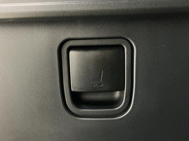 タントカスタムＸ　届出済み未使用車　パノラマモニター　両側電動届出済み未使用車　パノラマモニター　両側電動スライドドア　前席シートヒーター　前後コーナーセンサー　電子パーキング　オートブレーキホールド　オートマチックハイビーム　ＵＳＢチャージャー　スマアシ（京都府）の中古車