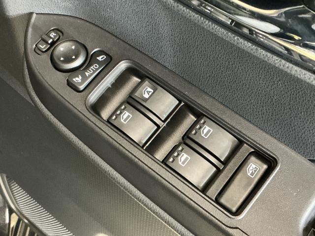 タントカスタムＸ　届出済み未使用車　パノラマモニター　両側電動届出済み未使用車　パノラマモニター　両側電動スライドドア　前席シートヒーター　前後コーナーセンサー　電子パーキング　オートブレーキホールド　オートマチックハイビーム　ＵＳＢチャージャー　スマアシ（京都府）の中古車