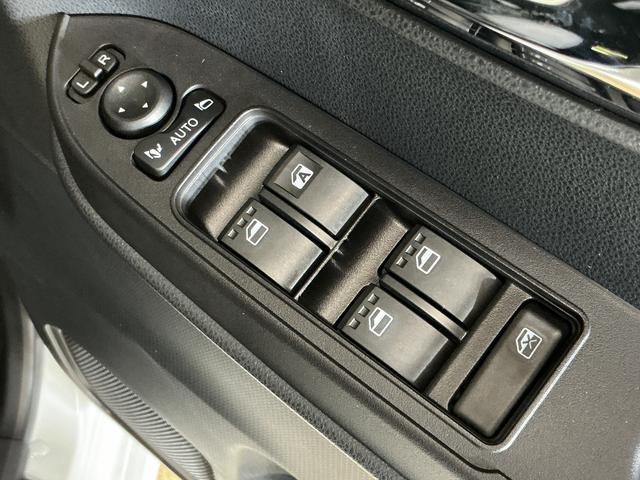 タントカスタムＸ　デモカー　パノラマモニター　両側電動スライドドアデモカー　パノラマモニター　両側電動スライドドア　前後コーナーセンサー　前席シートヒーター　電子パーキング　オートブレーキホールド　オートマチックハイビーム　１４インチ純正アルミホイール　ＵＳＢ（京都府）の中古車