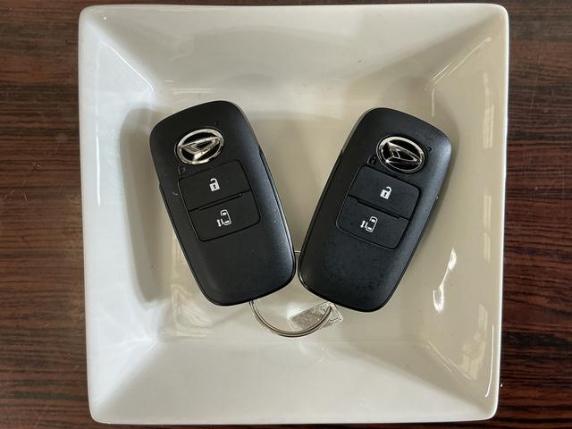 タントＸ　ワンオーナー　４ＷＤ　ディスプレイオーディオ　ＵＳＢワンオーナー　４ＷＤ　ディスプレイオーディオ　パノラマモニター　片側電動スライドドア　前後コーナーセンサー　前席シートヒーター　電子パーキング　オートマチックハイビーム　オートブレーキホールド（京都府）の中古車