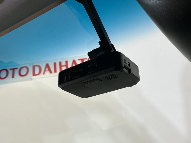 アトレーワゴンカスタムターボＲＳリミテッド　ＳＡIII　４ＷＤ　ナビ４ＷＤ　ナビ　バックカメラ　フルセグチューナー　ブルートゥース対応　ターボ　スマートアシストＩＩＩ　キーレスリモコン　助手席側リヤパワースライドドア　アルミホイール　ＥＴＣ　ドライブレコーダー　ＡＢＳ（京都府）の中古車