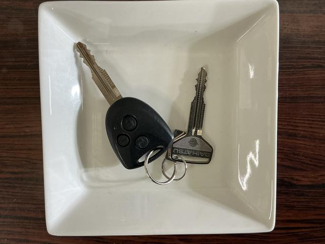 アトレーワゴンカスタムターボＲＳリミテッド　ＳＡIII　４ＷＤ　ナビ４ＷＤ　ナビ　バックカメラ　フルセグチューナー　ブルートゥース対応　ターボ　スマートアシストＩＩＩ　キーレスリモコン　助手席側リヤパワースライドドア　アルミホイール　ＥＴＣ　ドライブレコーダー　ＡＢＳ（京都府）の中古車