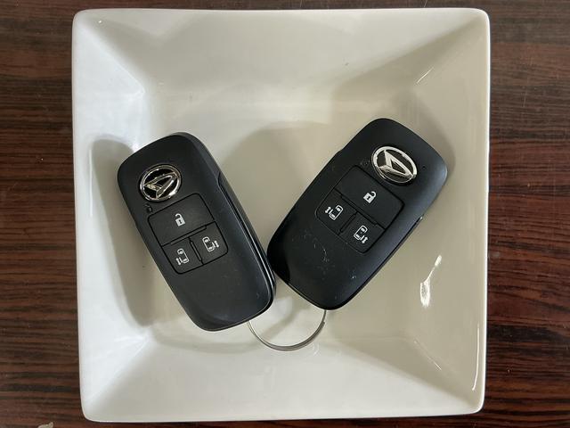 タントカスタムＸ　届出済み未使用車　パノラマモニター　両側電動届出済み未使用車　パノラマモニター　両側電動スライドドア　前後コーナーセンサー　前席シートヒーター　電子パーキング　オートマチックハイビーム　オートブレーキホールド　１４インチ純正アルミホイール（京都府）の中古車