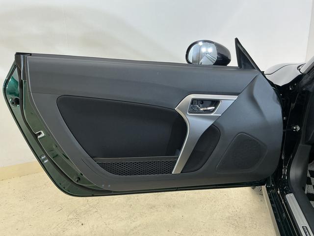 コペンセロ　Ｓ　ターボ　ナビ　バックカメラ　ドラレコターボ　ナビ　バックカメラ　ドライブレコーダー　ＥＴＣ　ＢＩＬＳＴＥＩＮ製ショックアブソーバー　ＭＯＭＯ製本革巻ステアリングホイール　前後コーナーセンサー　パドルシフト　シートヒーター（京都府）の中古車