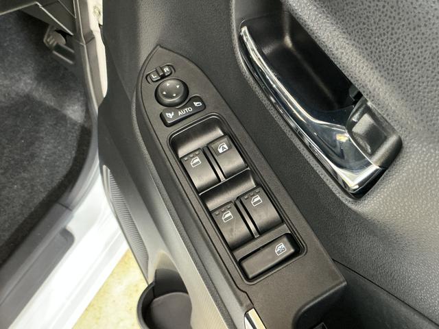 タントカスタムＸ　届出済み未使用車　バックカメラ　ＥＴＣ　両側電動届出済み未使用車　バックカメラ　ＥＴＣ　両側電動スライドドア　前後コーナーセンサー　前席シートヒーター　電子パーキング　オートマチックハイビーム　オートブレーキホールド　１４インチ純正アルミホイール（京都府）の中古車