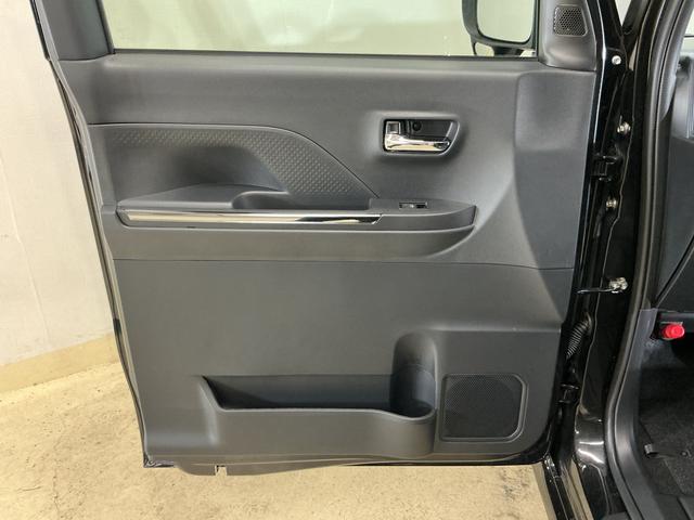 タントカスタムX 届出済未使用車 ナビ パノラマモニター届出済未使用車 ナビ プッシュボタンエンジンスタート 両側リヤパワースライドドア スマートアシスト LEDヘッドライト シートヒーター パノラマモニター オートエアコン アルミホイール オートライト(京都府)の中古車