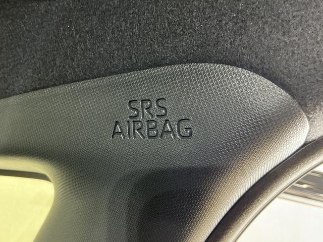 タントカスタムX 届出済未使用車 ナビ パノラマモニター届出済未使用車 ナビ プッシュボタンエンジンスタート 両側リヤパワースライドドア スマートアシスト LEDヘッドライト シートヒーター パノラマモニター オートエアコン アルミホイール オートライト(京都府)の中古車