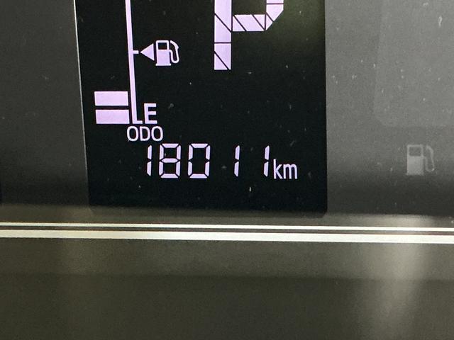 タントファンクロスターボ　ワンオーナー　バックカメラ　両側電動ワンオーナー　バックカメラ　両側電動スライドドア　前後コーナーセンサー　前席シートヒーター　電子パーキング　オートブレーキホールド　オートマチックハイビーム　１５インチ純正アルミホイール　ＵＳＢ（京都府）の中古車