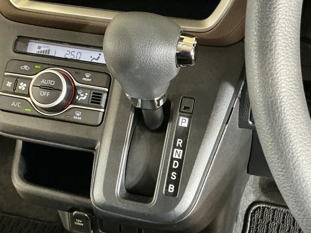 ムーヴG 助手席側リヤパワースライドドア スマートアシストスマートアシスト 助手席側リヤパワースライドドア LEDヘッドライト コーナーセンサー プッシュボタンエンジンスタート アルミホイール バックカメラ アイドリングストップ オートエアコン オートライト(京都府)の中古車