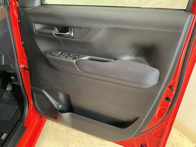 ムーヴG 助手席側リヤパワースライドドア スマートアシストスマートアシスト 助手席側リヤパワースライドドア LEDヘッドライト コーナーセンサー プッシュボタンエンジンスタート アルミホイール バックカメラ アイドリングストップ オートエアコン オートライト(京都府)の中古車