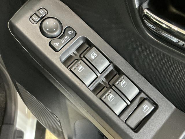 タフトＧ　クロムベンチャー　届出済み未使用車　４ＷＤ　ナビＴＶ届出済み未使用車　４ＷＤ　ナビ　バックカメラ　アダプティブクルーズコントロール　コーナーセンサー　シートヒーター　スカイフィールトップ　電子パーキング　オートマチックハイビーム　オートブレーキホールド（京都府）の中古車