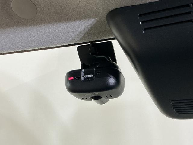 ムーヴキャンバスＧメイクアップリミテッド　ＳＡIII　ナビ　パノラマモニターワンオーナー　８インチナビ　パノラマモニター　ＥＴＣ　ドライブレコーダー　フルセグチューナー　ブルートゥース対応　プッシュボタンエンジンスタート　両側リヤパワースライドドア　ＬＥＤヘッドライト　ＡＢＳ（京都府）の中古車