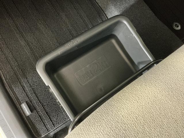 ムーヴキャンバスＧメイクアップリミテッド　ＳＡIII　ナビ　パノラマモニターワンオーナー　８インチナビ　パノラマモニター　ＥＴＣ　ドライブレコーダー　フルセグチューナー　ブルートゥース対応　プッシュボタンエンジンスタート　両側リヤパワースライドドア　ＬＥＤヘッドライト　ＡＢＳ（京都府）の中古車