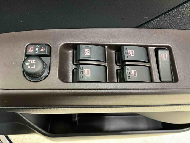 タンクG−T ナビ バックカメラ ETC ドライブレコーダーナビ バックカメラ ETC ドライブレコーダー フルセグチューナー ブルートゥース対応 クルーズコントロール プッシュボタンエンジンスタート 両側リヤパワースライドドア オートエアコン ABS(京都府)の中古車