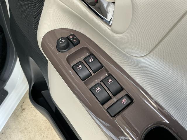 ムーヴキャンバスＧメイクアップＶＳ　ＳＡIII　ワンオーナー　ナビ　ドラレコワンオーナー　ナビ　パノラマモニター　ドライブレコーダー　ＥＴＣ　両側電動スライドドア　ウインドシールドデアイサー　シートヒーター　オートマチックハイビーム　Ｂｌｕｅｔｏｏｔｈ　ＵＳＢ接続　ＤＶＤ再生（京都府）の中古車