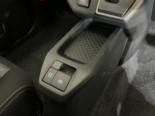 タフトＧ　クロムベンチャー　届出済み未使用車　４ＷＤ　ナビ届出済み未使用車　４ＷＤ　ナビ　バックカメラ　アダプティブクルーズコントロール　Ｂｌｕｅｔｏｏｔｈ　ＵＳＢ接続　フルセグ　ＤＶＤ　コーナーセンサー　シートヒーター　スカイフィールトップ　電子パーキング（京都府）の中古車