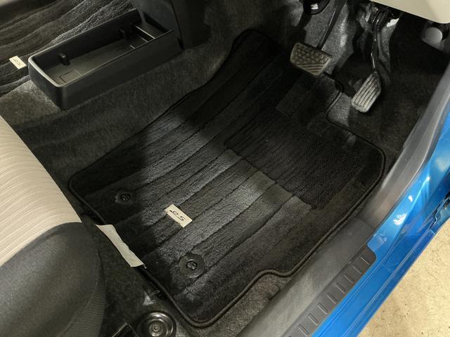 ミライースＸ　ＳＡIII　１オーナー　ＣＤオーディオ　コーナーセンサーワンオーナー　ＣＤオーディオ　前後コーナーセンサー　オートマチックハイビーム　ＬＥＤヘッドライト　ドアバイザー　アイドリングストップ　横滑り防止装置　盗難防止装置　キーレスエントリー　スペアキーあり（京都府）の中古車