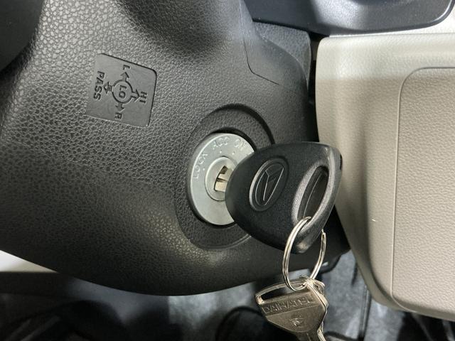 ミライースＸ　ＳＡIII　１オーナー　ＣＤオーディオ　コーナーセンサーワンオーナー　ＣＤオーディオ　前後コーナーセンサー　オートマチックハイビーム　ＬＥＤヘッドライト　ドアバイザー　アイドリングストップ　横滑り防止装置　盗難防止装置　キーレスエントリー　スペアキーあり（京都府）の中古車