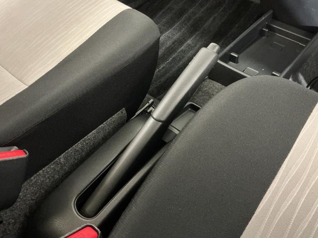 ミライースＸ　ＳＡIII　１オーナー　ＣＤオーディオ　コーナーセンサーワンオーナー　ＣＤオーディオ　前後コーナーセンサー　オートマチックハイビーム　ＬＥＤヘッドライト　ドアバイザー　アイドリングストップ　横滑り防止装置　盗難防止装置　キーレスエントリー　スペアキーあり（京都府）の中古車