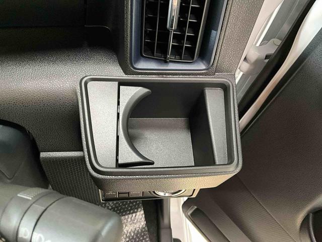 タントカスタムＸ　届出済未使用車　ナビ　バックカメラ　地デジ届出済未使用車　ナビ　フルセグチューナー　ブルートゥース対応　バックカメラ　スマートアシスト　プッシュボタンエンジンスタート　両側リヤパワースライドドア　コーナーセンサー　ＬＥＤヘッドライト　ＡＢＳ（京都府）の中古車