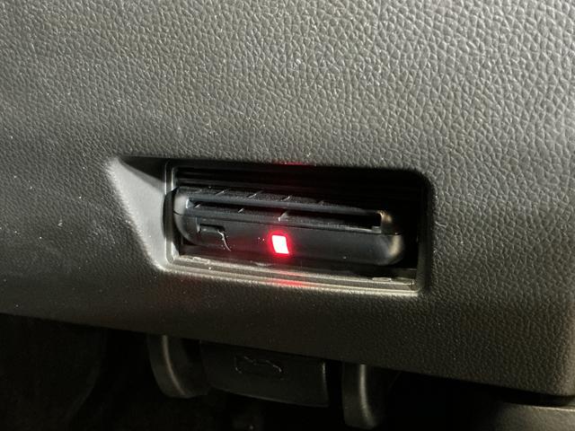 スイフトＸＧリミテッド　ワンオーナー　ナビ　バックカメラ　ドラレコワンオーナー　ナビＴＶ　バックカメラ　前後ドライブレコーダー　ＥＴＣ　アダプティブクルーズコントロール　運転席シートヒーター　Ｂｌｕｅｔｏｏｔｈ　スマートキー　プッシュスタート　オートライト（京都府）の中古車