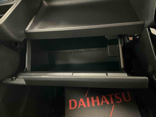 タントカスタムＸ　届出済未使用車ダイハツ認定中古車　予防安全機能スマートアシスト搭載　アイドリングストップ　オートライト　オートマチックハイビーム　電動格納ミラー　パノラマモニター　ＬＥＤヘッドライト　キーフリー　シートヒーター（京都府）の中古車